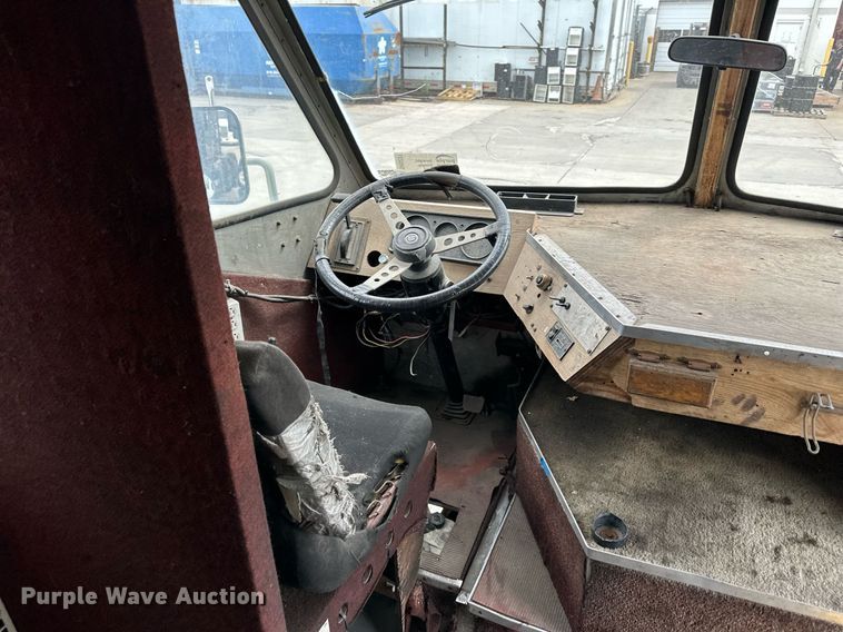 image for item DR5231 1986 Precision Chassis & Engineering  delivery truck