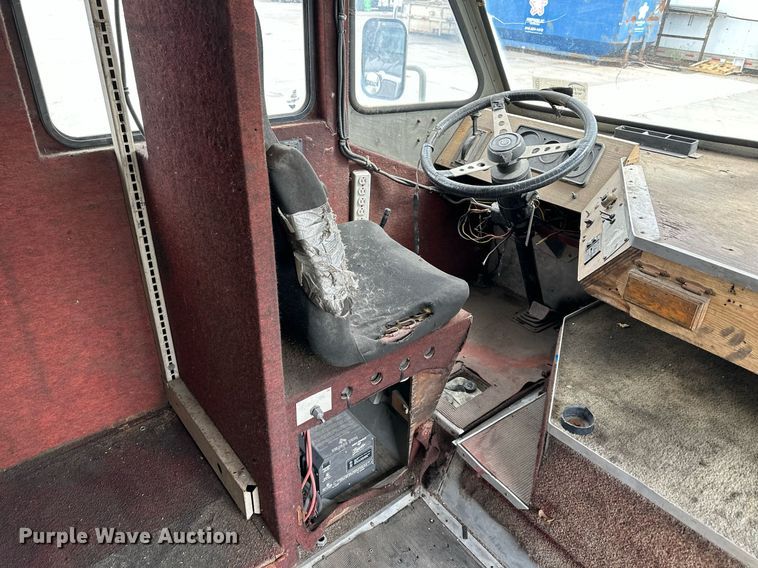 image for item DR5231 1986 Precision Chassis & Engineering  delivery truck