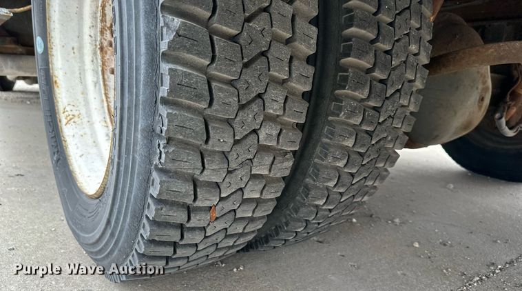 image for item DR5231 1986 Precision Chassis & Engineering  delivery truck