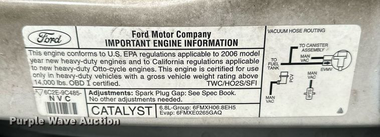 image for item DR5232 2006 Ford E450  shuttle bus