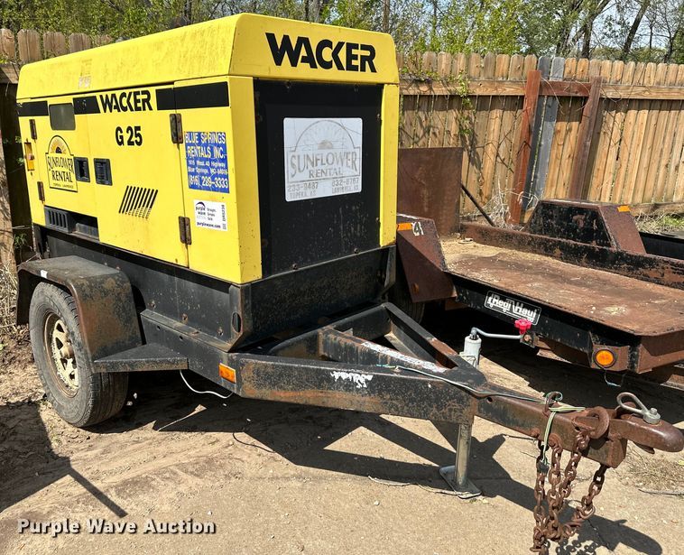 image for item DR5238 1999 Wacker Neuson G25  generator