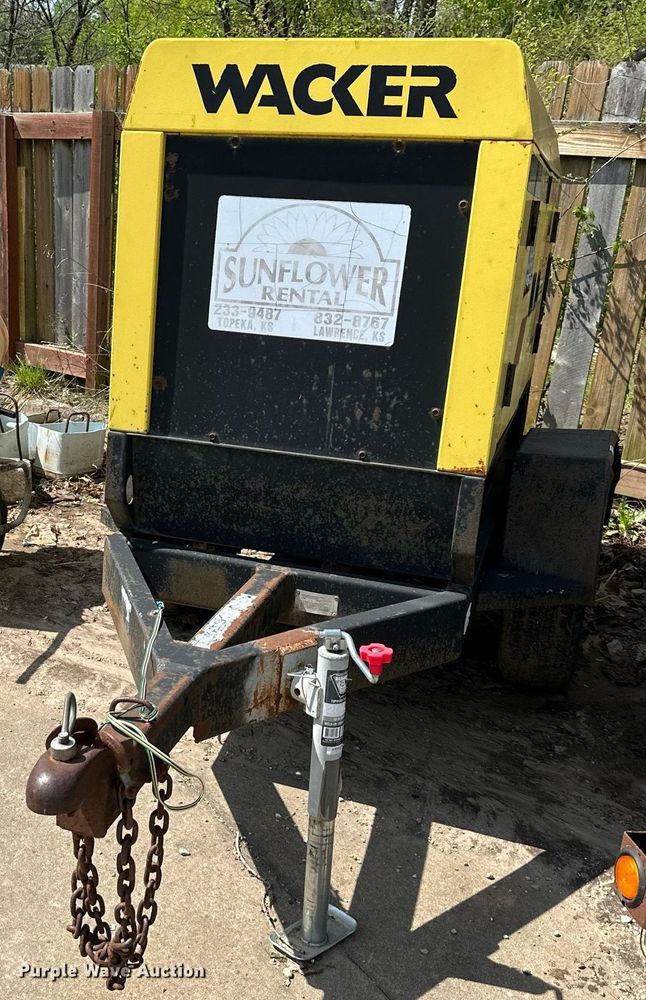 image for item DR5238 1999 Wacker Neuson G25  generator