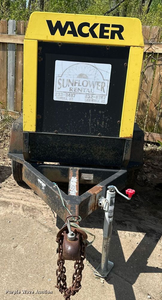 image for item DR5238 1999 Wacker Neuson G25  generator