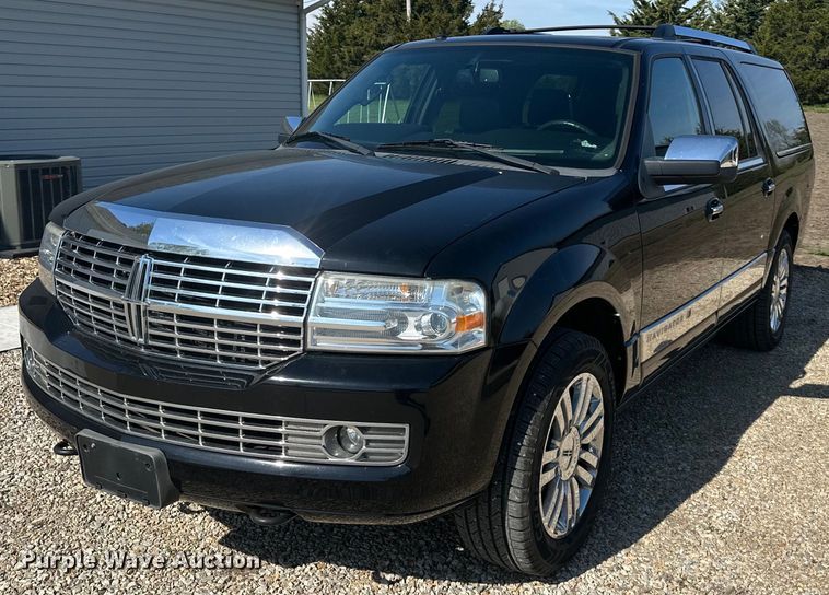 image for item DR5242 2008 Lincoln Navigator L  SUV
