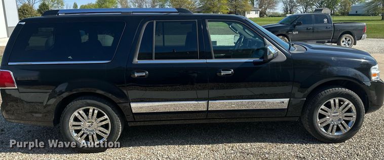 image for item DR5242 2008 Lincoln Navigator L  SUV
