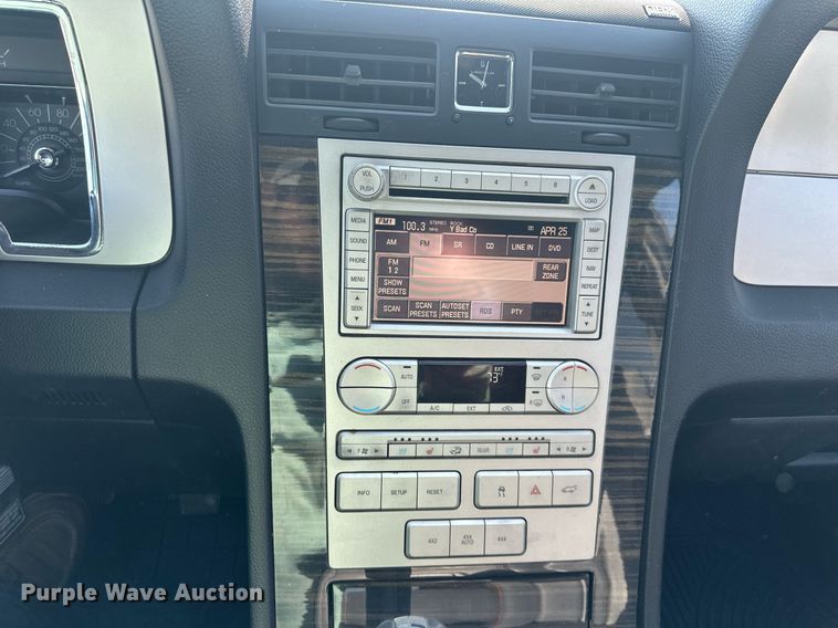image for item DR5242 2008 Lincoln Navigator L  SUV