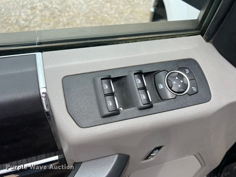 image for item DR5599 2018 Ford F150  Crew Cab pickup truck