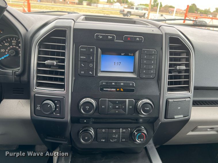 image for item DR5599 2018 Ford F150  Crew Cab pickup truck