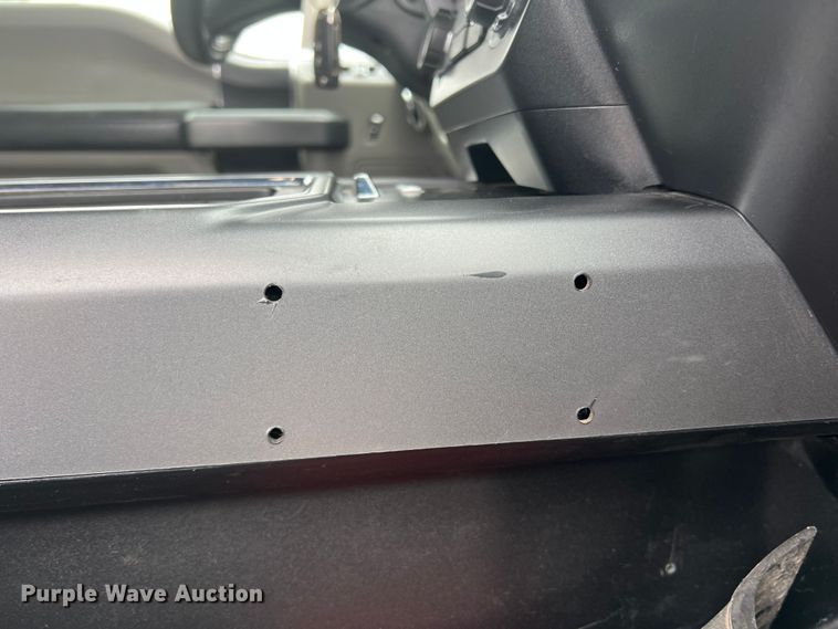 image for item DR5599 2018 Ford F150  Crew Cab pickup truck