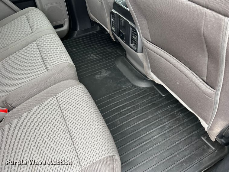 image for item DR5599 2018 Ford F150  Crew Cab pickup truck