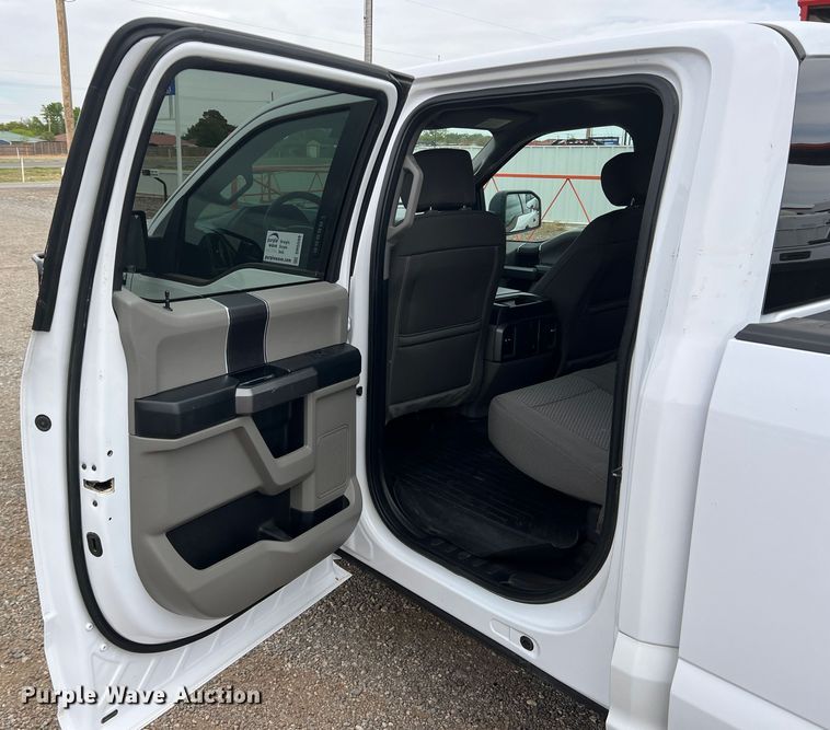 image for item DR5599 2018 Ford F150  Crew Cab pickup truck