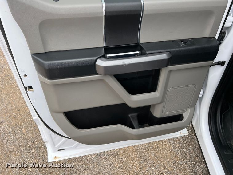 image for item DR5599 2018 Ford F150  Crew Cab pickup truck