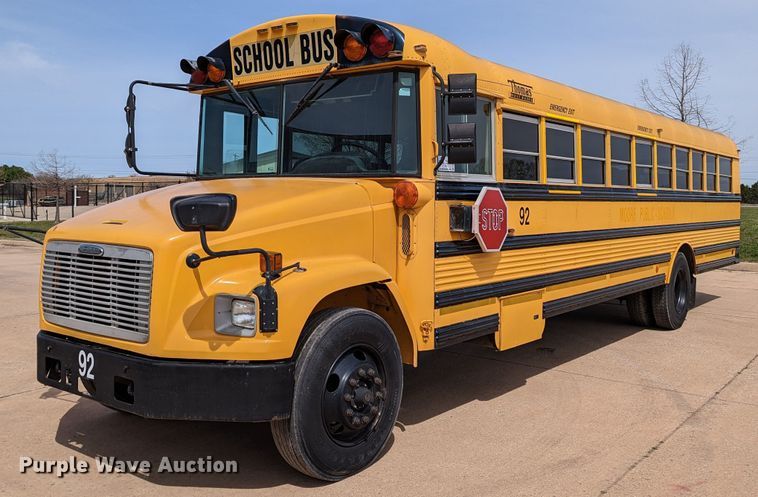 image for item DR6929 2003 Freightliner FS65  school bus