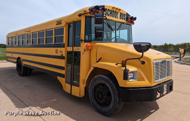 image for item DR6929 2003 Freightliner FS65  school bus