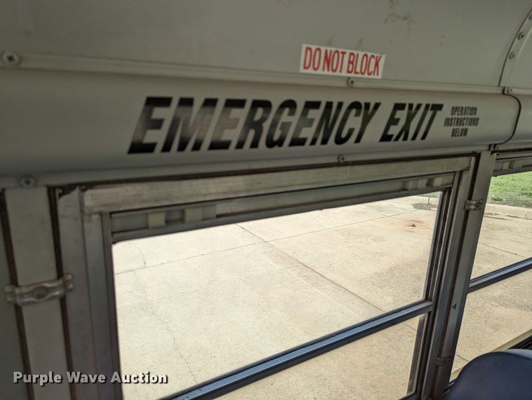 image for item DR6929 2003 Freightliner FS65  school bus