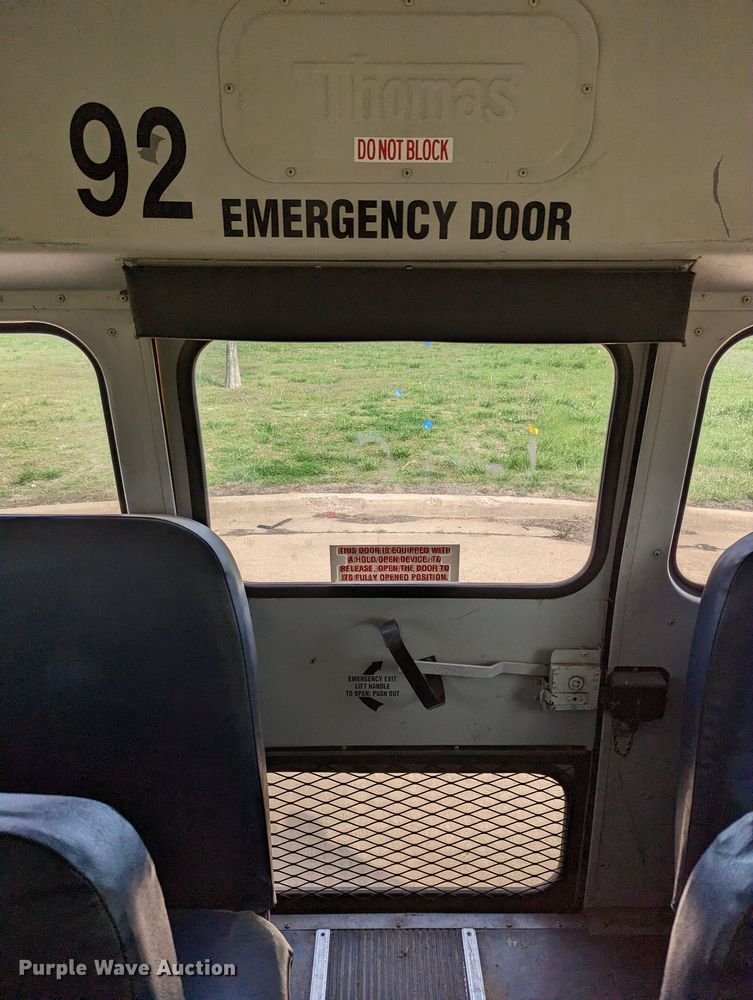 image for item DR6929 2003 Freightliner FS65  school bus