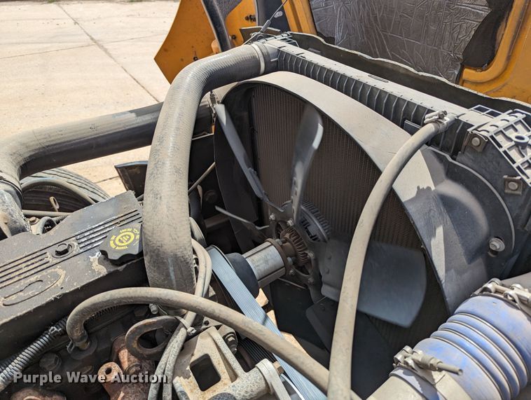 image for item DR6929 2003 Freightliner FS65  school bus