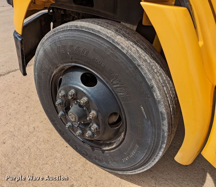 image for item DR6929 2003 Freightliner FS65  school bus