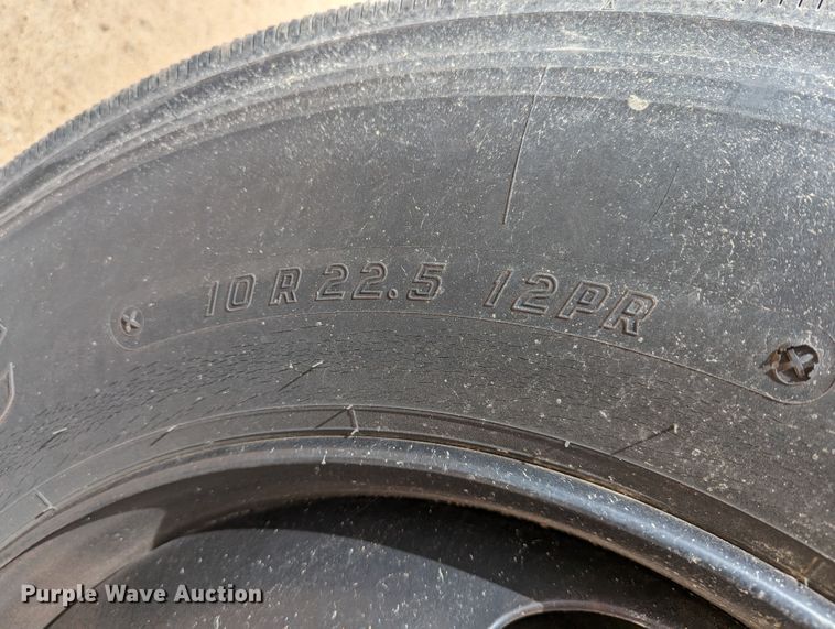 image for item DR6929 2003 Freightliner FS65  school bus