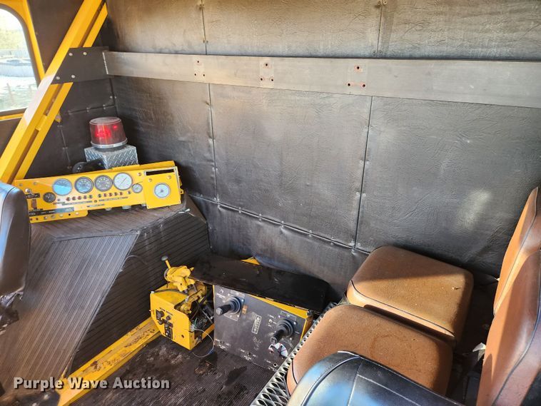 image for item EA9434 1975 Walter CBK3000  pumper fire truck