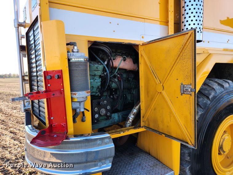 image for item EA9434 1975 Walter CBK3000  pumper fire truck