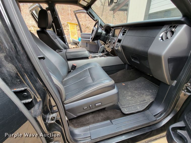 image for item HG9451 2015 Ford Expedition Platinum  SUV