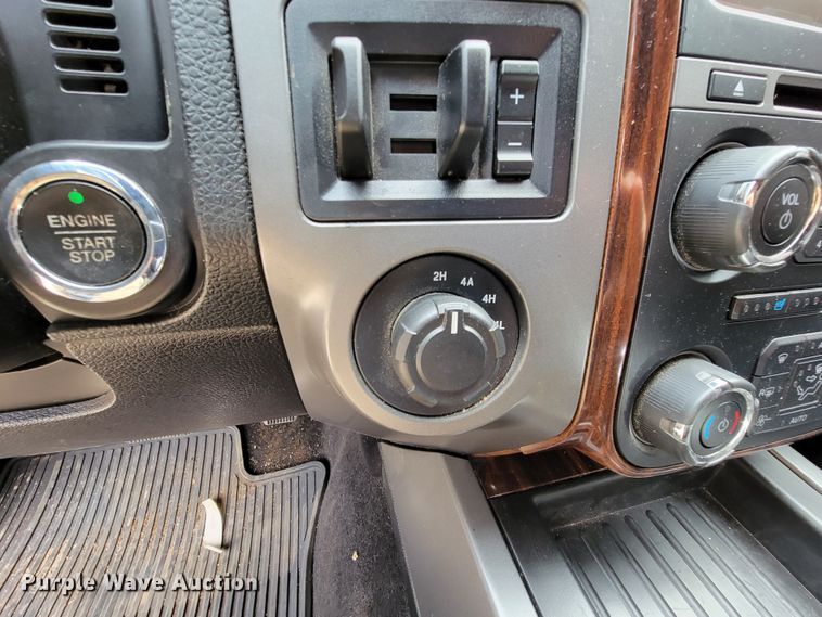 image for item HG9451 2015 Ford Expedition Platinum  SUV