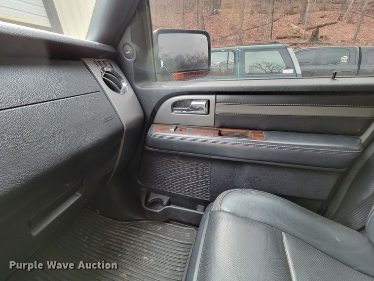 image for item HG9451 2015 Ford Expedition Platinum  SUV