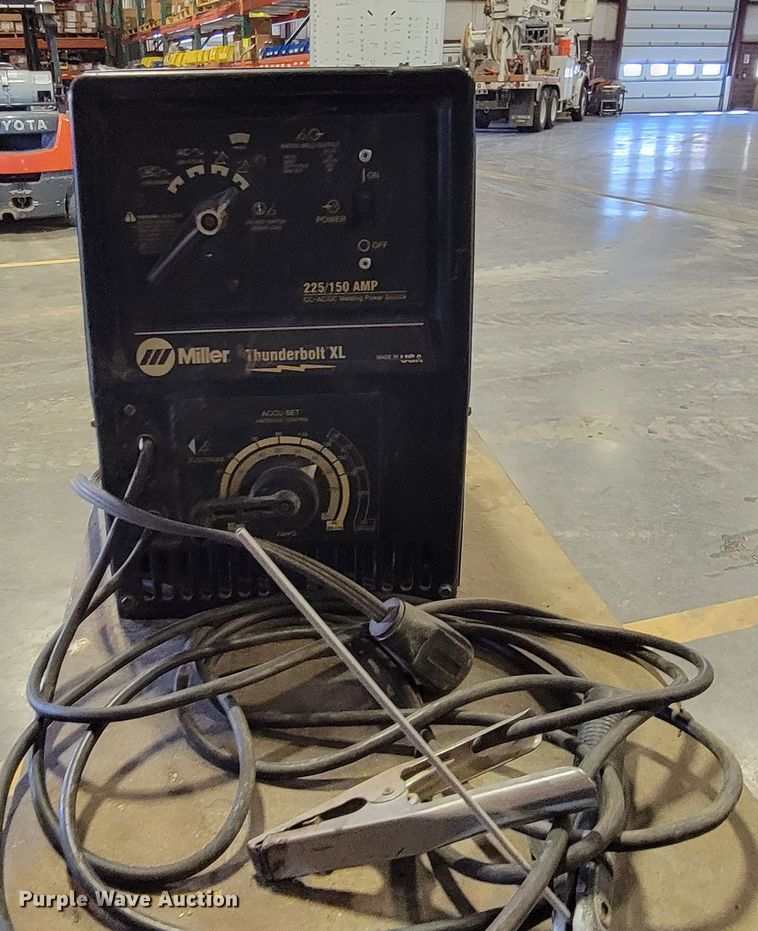 image for item HP9715 Miller Thunderbolt XL  welder