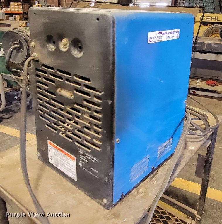image for item HP9715 Miller Thunderbolt XL  welder