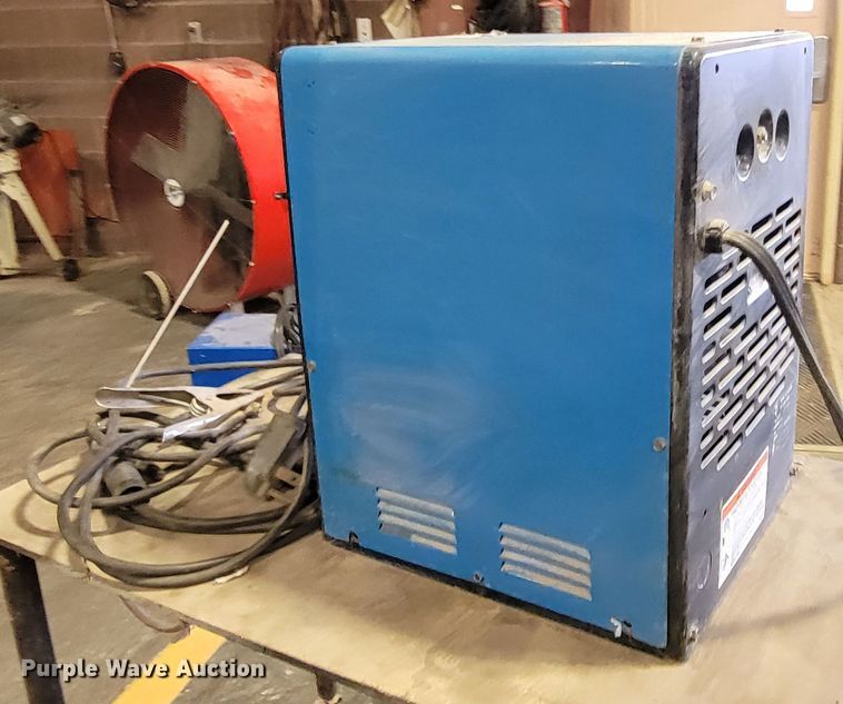 image for item HP9715 Miller Thunderbolt XL  welder