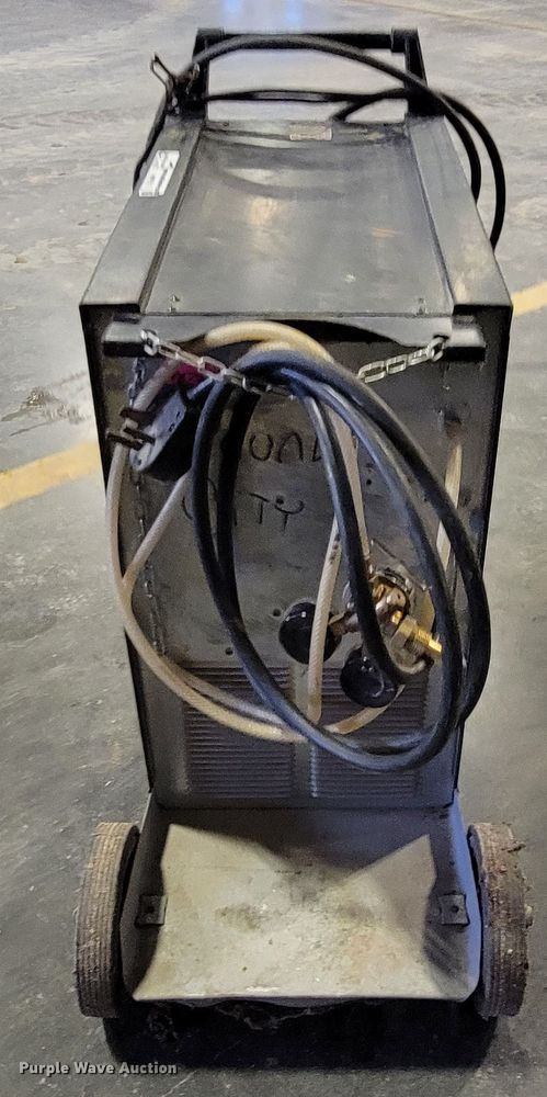 image for item HP9716 Matco MWLD200  welder