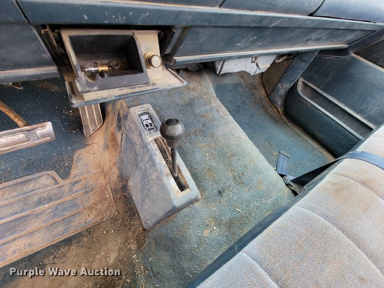 image for item HP9721 1989 GMC Sierra K1500  pickup truck