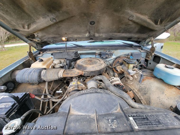 image for item HP9721 1989 GMC Sierra K1500  pickup truck