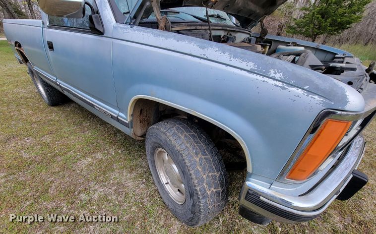 image for item HP9721 1989 GMC Sierra K1500  pickup truck