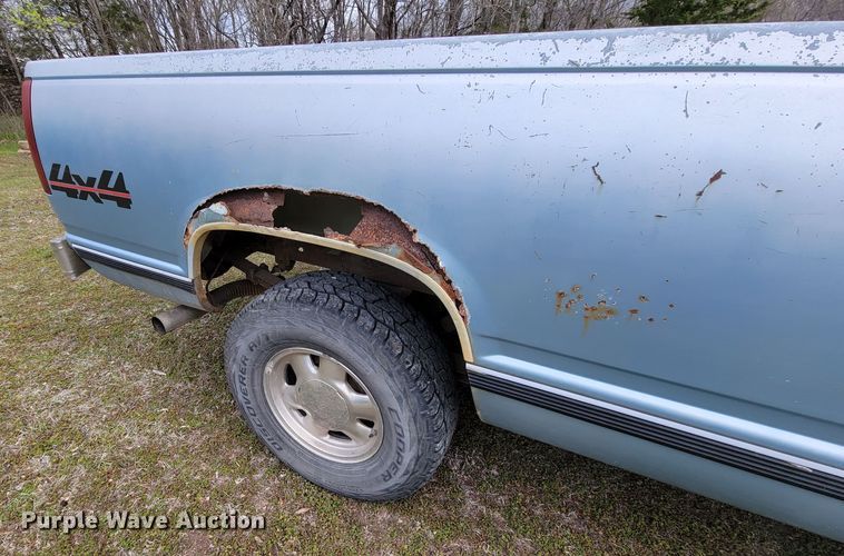 image for item HP9721 1989 GMC Sierra K1500  pickup truck