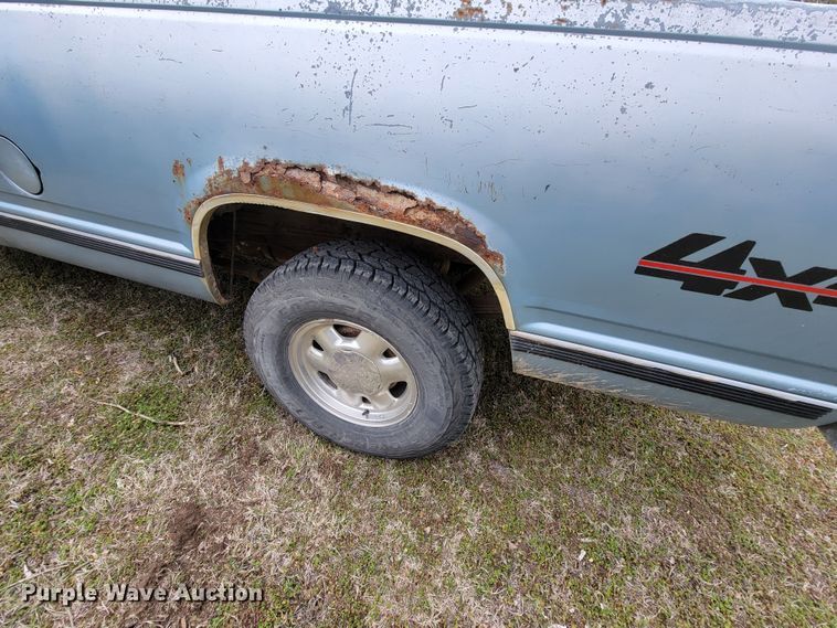 image for item HP9721 1989 GMC Sierra K1500  pickup truck