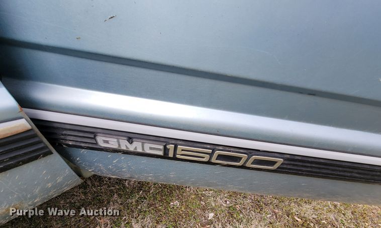 image for item HP9721 1989 GMC Sierra K1500  pickup truck