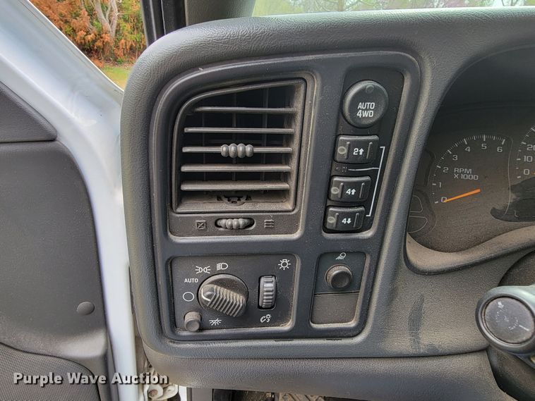 image for item HP9722 2006 Chevrolet Silverado 1500  Ext. Cab pickup truck