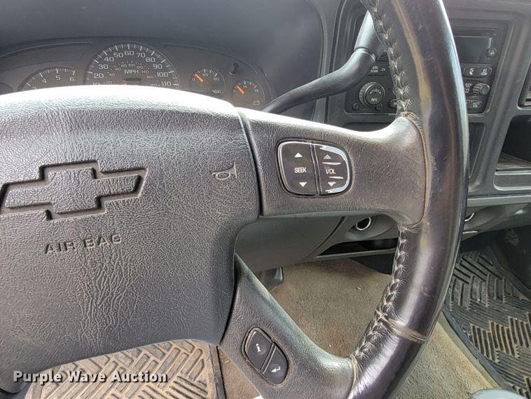 image for item HP9722 2006 Chevrolet Silverado 1500  Ext. Cab pickup truck