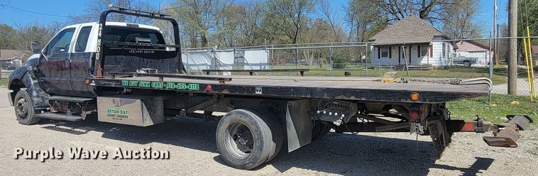 image for item HP9735 2005 Ford F650  SuperCab rollback truck