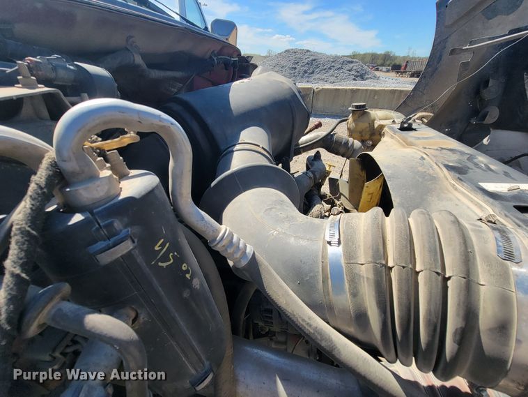 image for item HP9735 2005 Ford F650  SuperCab rollback truck