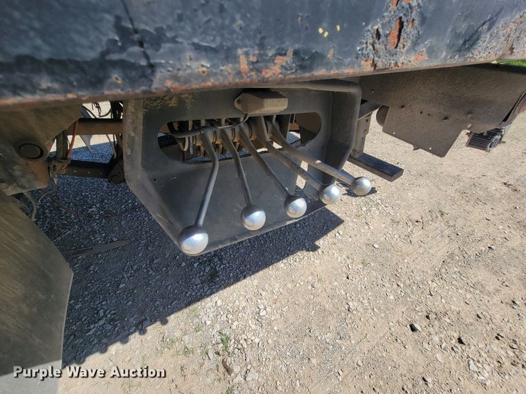 image for item HP9735 2005 Ford F650  SuperCab rollback truck