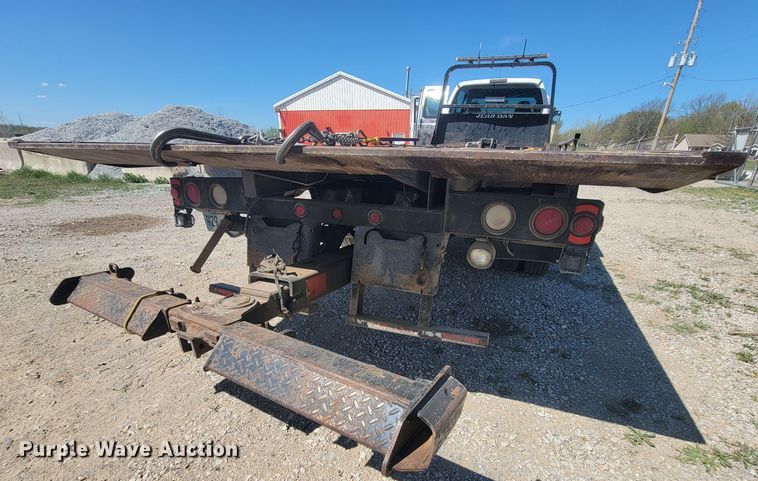 image for item HP9735 2005 Ford F650  SuperCab rollback truck