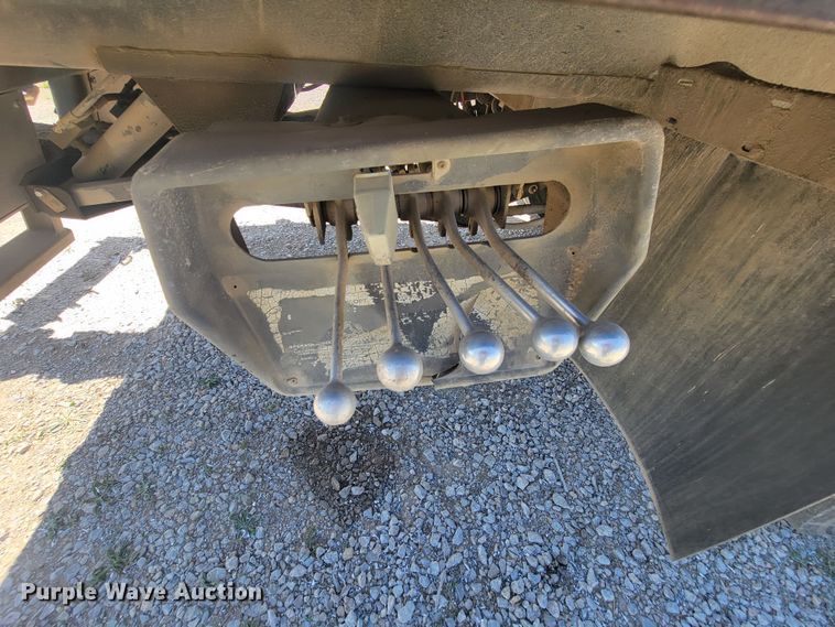 image for item HP9735 2005 Ford F650  SuperCab rollback truck