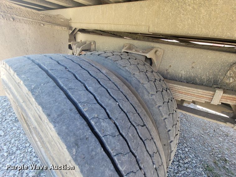 image for item HP9735 2005 Ford F650  SuperCab rollback truck