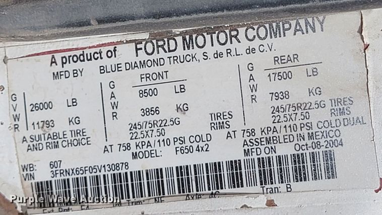 image for item HP9735 2005 Ford F650  SuperCab rollback truck