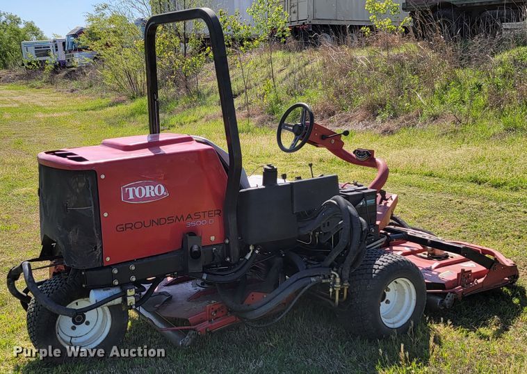 image for item HP9745 Toro Groundsmaster 3500D Sidewinder  lawn mower