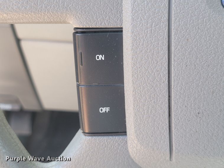 image for item HY9000 2007 Ford F150  SuperCab pickup truck