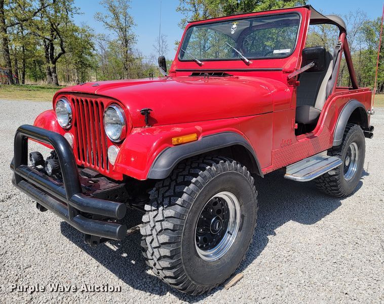 image for item HY9004 1982 Jeep CJ5  SUV